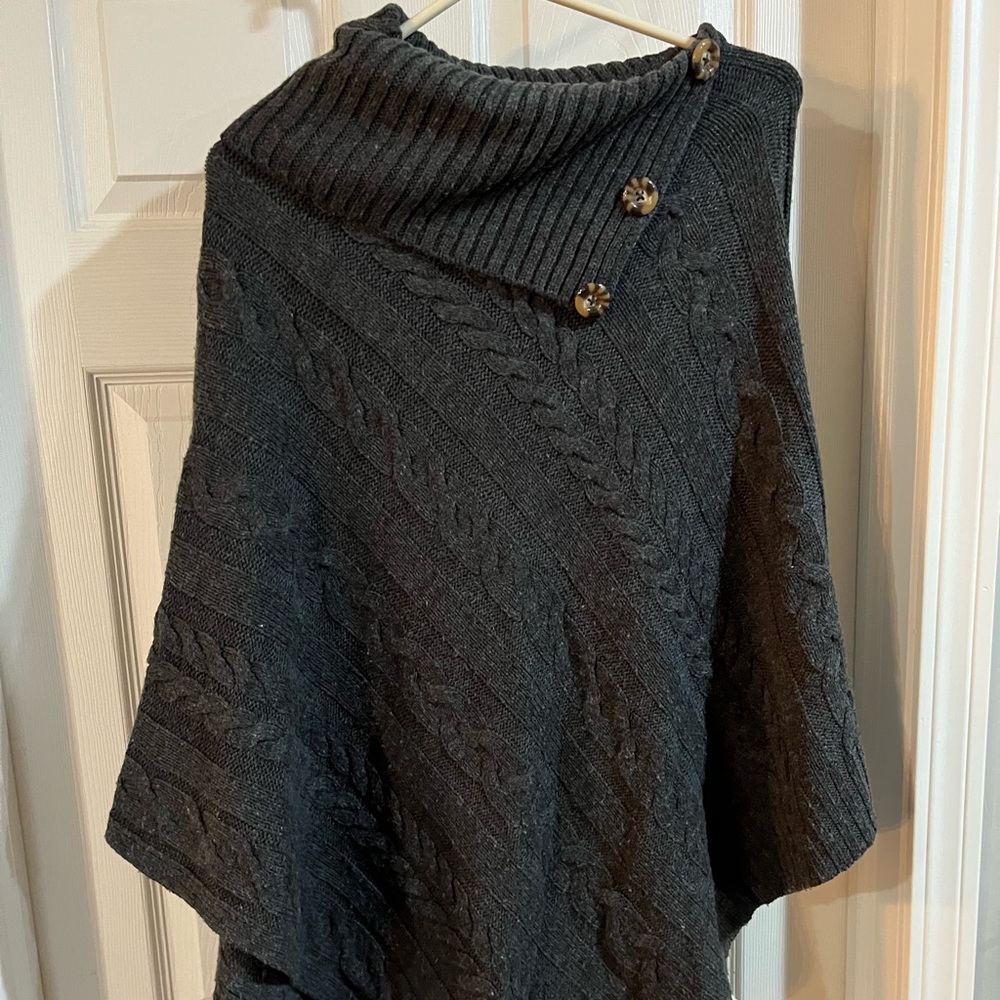 Gray 1-Size-Fits-All Cardigan